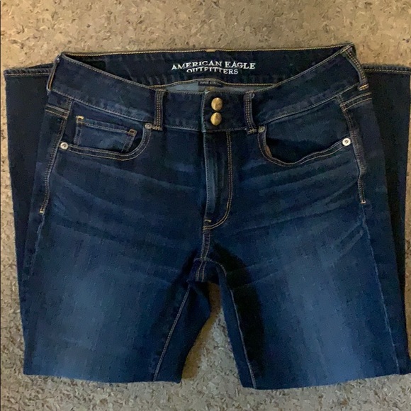 American Eagle Outfitters Denim - American Eagle Super Stretch Crop Jeans💕